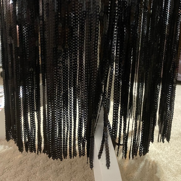 Sleeveless sequins dress - Picture 9 of 9